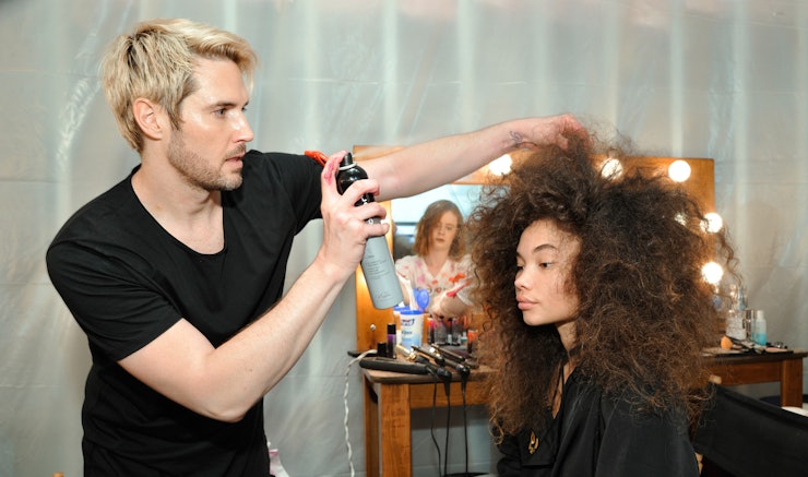 9 Things You Should Never Say To Your Hairstylist According To Celebrity Hair Pros