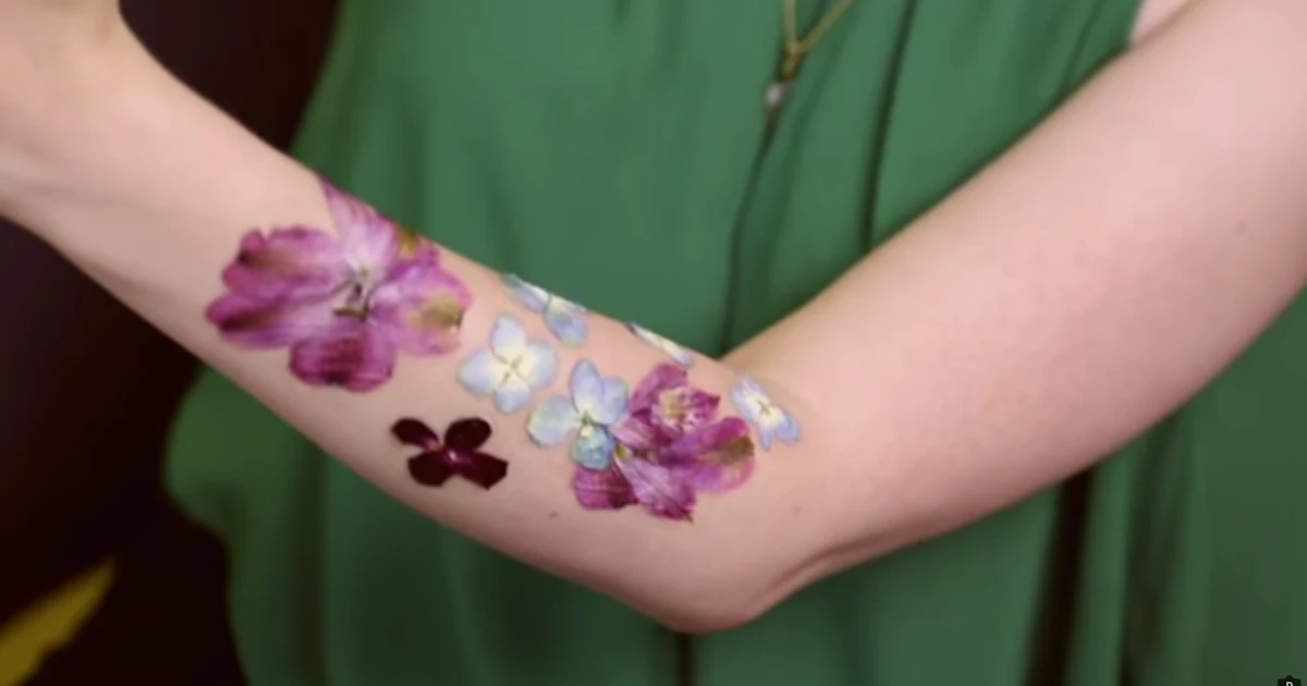 How To Make Tattoos Out Of Dried Flowers, Because StoreBought Flash