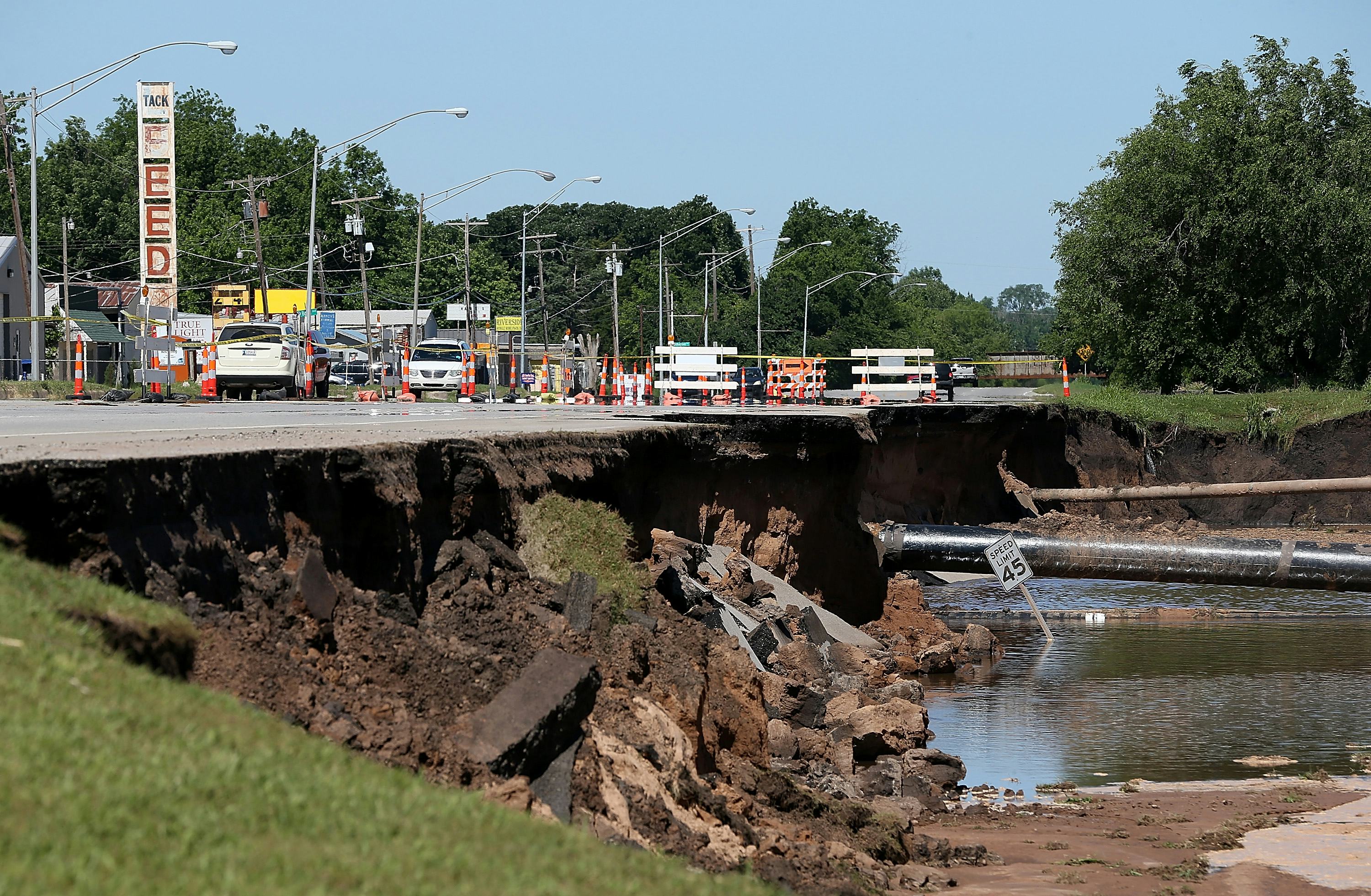 Giant Sinkhole Swallows Corvettes in Kentucky: 9 Other Crazy Sinkholes
