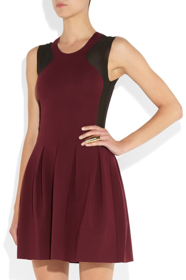 12 Holiday Party Dresses That Won't Make You Look Like a ...