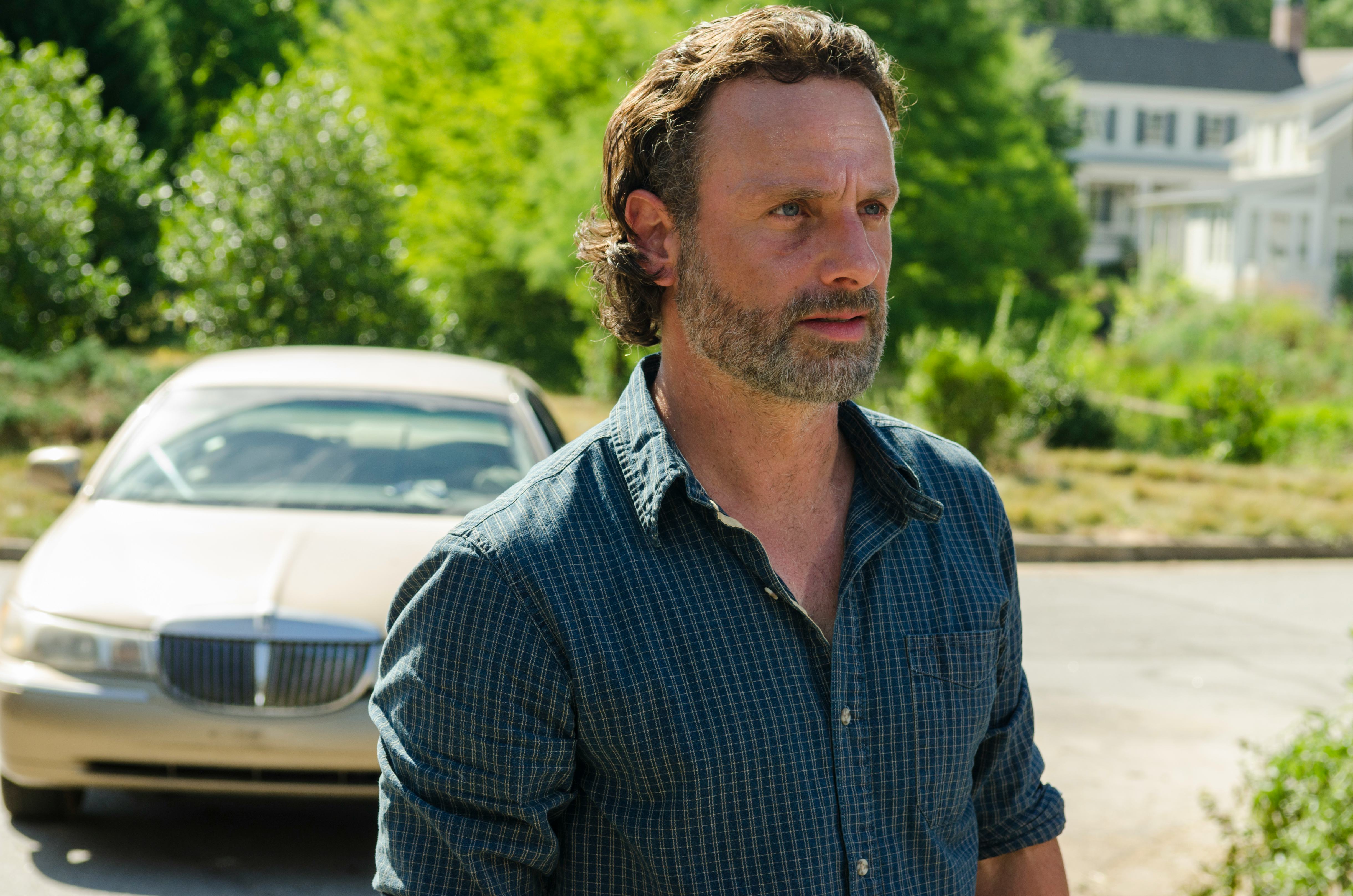 'Walking Dead' Star Andrew Lincoln Breaks Down 'Quiet Heroism' of Judith Revelation