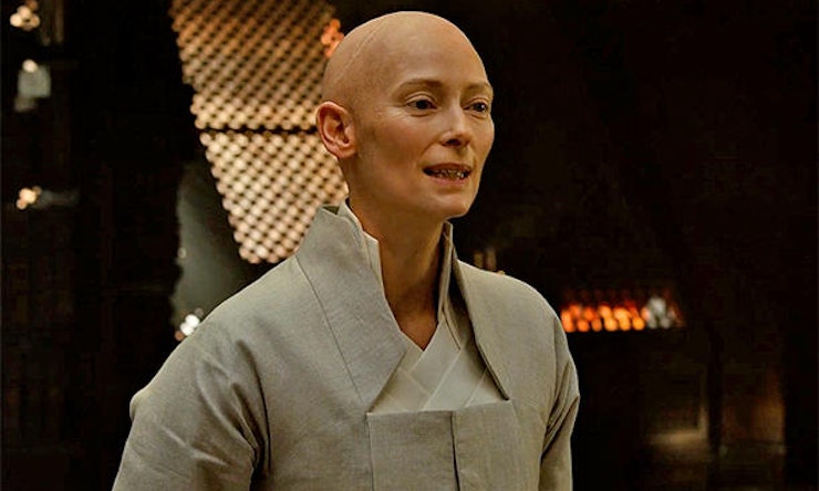 How Old Is The Ancient One In 'Doctor Strange'? Her Name ...