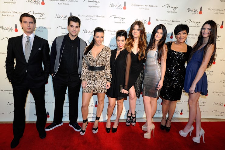 How To Dress Like A Kardashian: Effortless Tips 