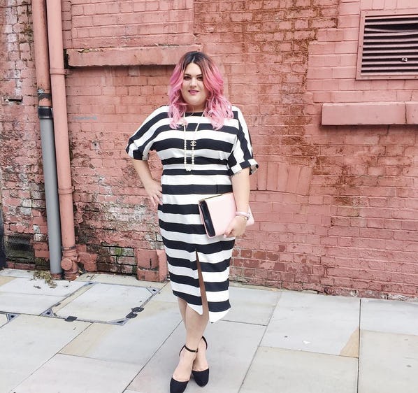 Dresses to make you wiggle as you wiggle as you walk? The pencil ... Dresses to make you wiggle as you wiggle as you walk? The pencil ...