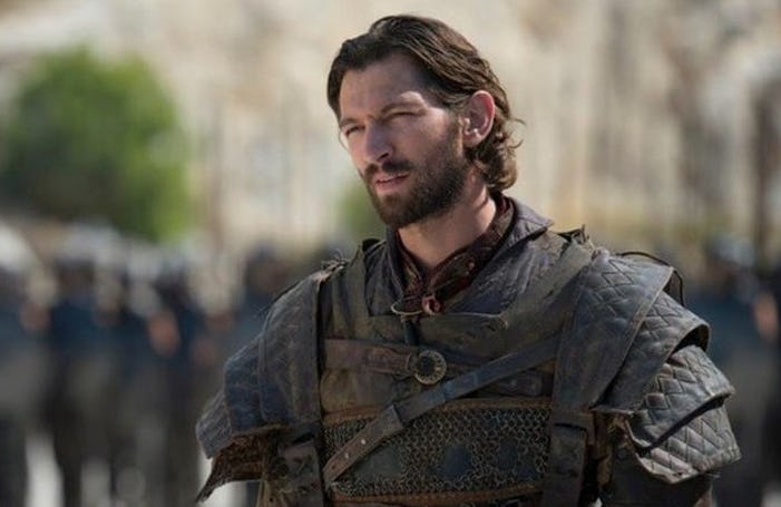 'Game of Thrones' Daario Naharis Without Facial Hair Is Shocking ...