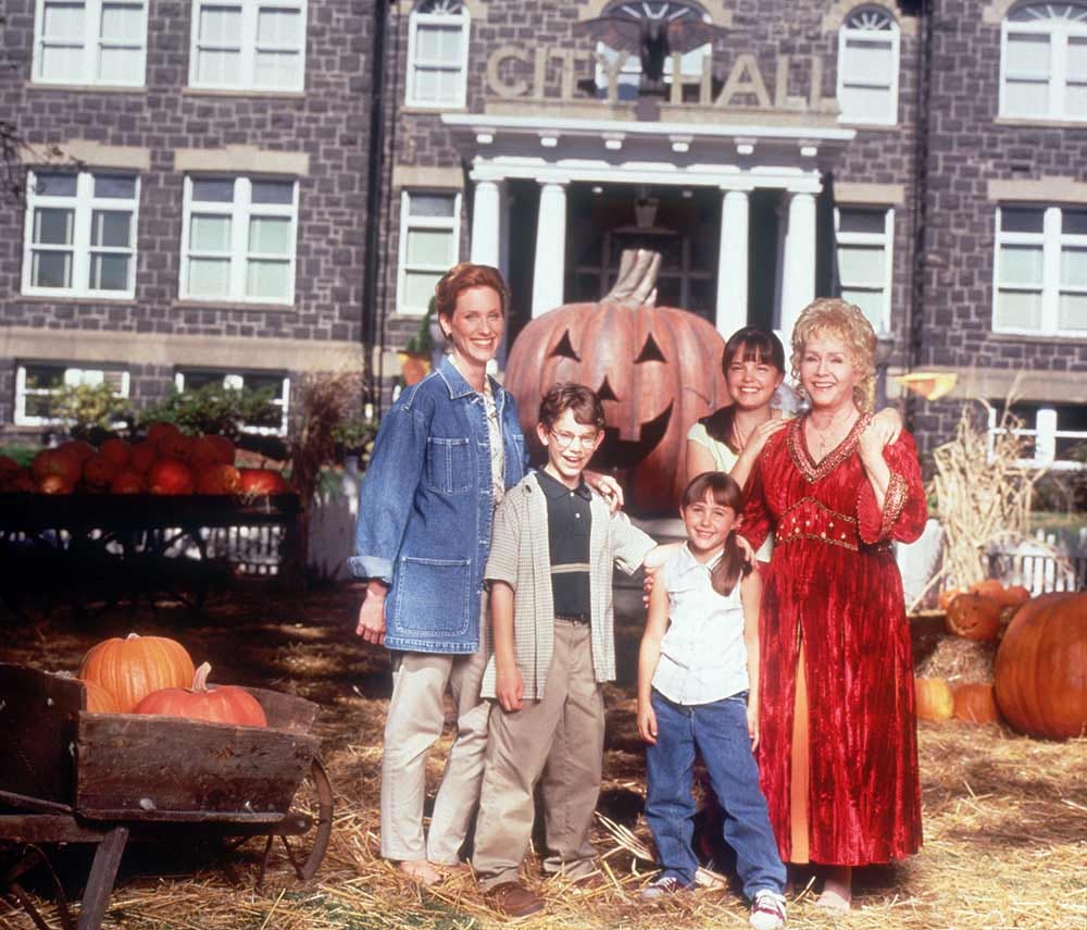 How To Watch �Halloweentown� This Halloween So You Can Relive Your