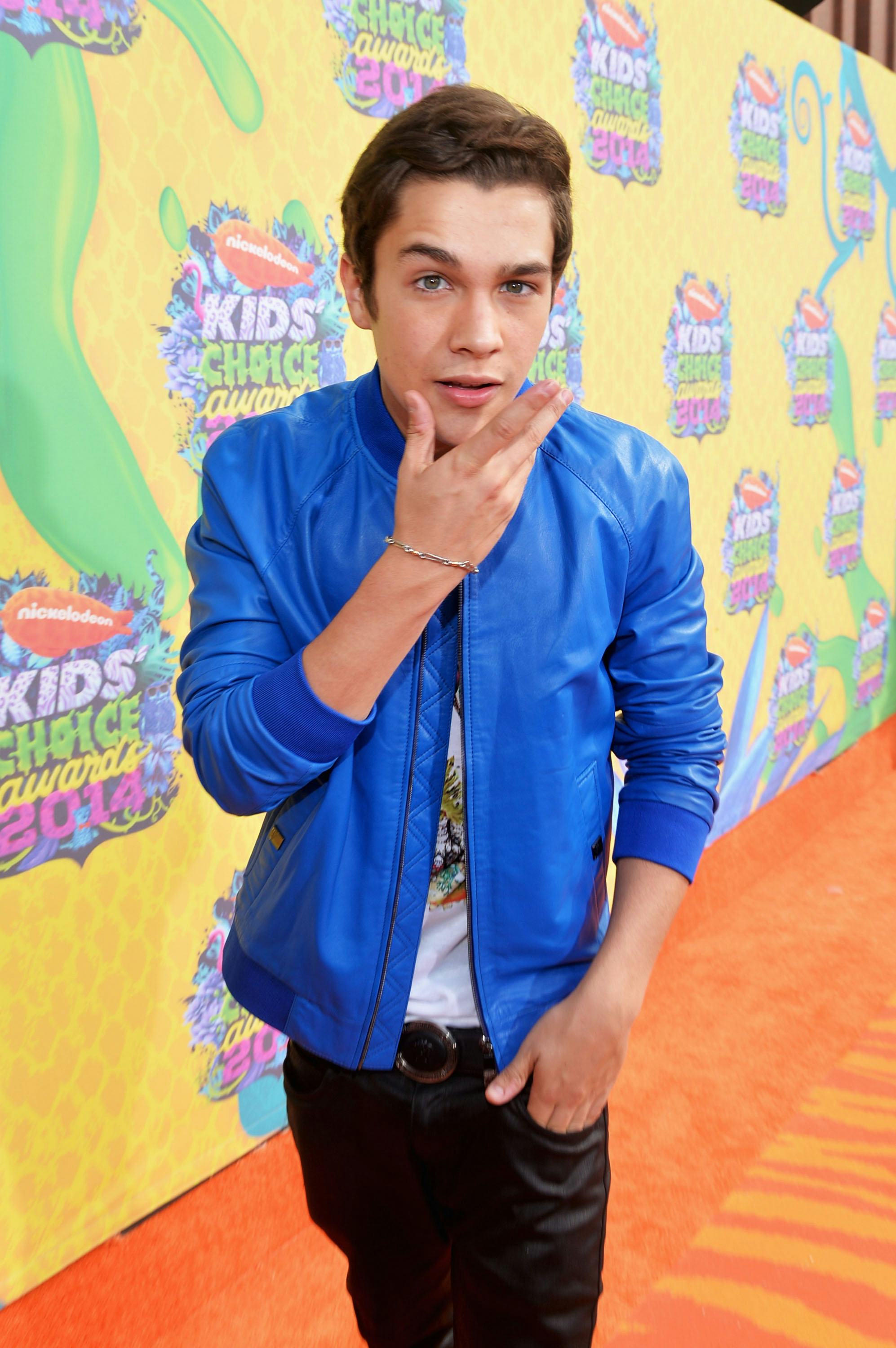 Austin Mahone Was Instagram Dumped by Selena Gomez: 5 Ways ... - 970 x 582 jpeg 101kB