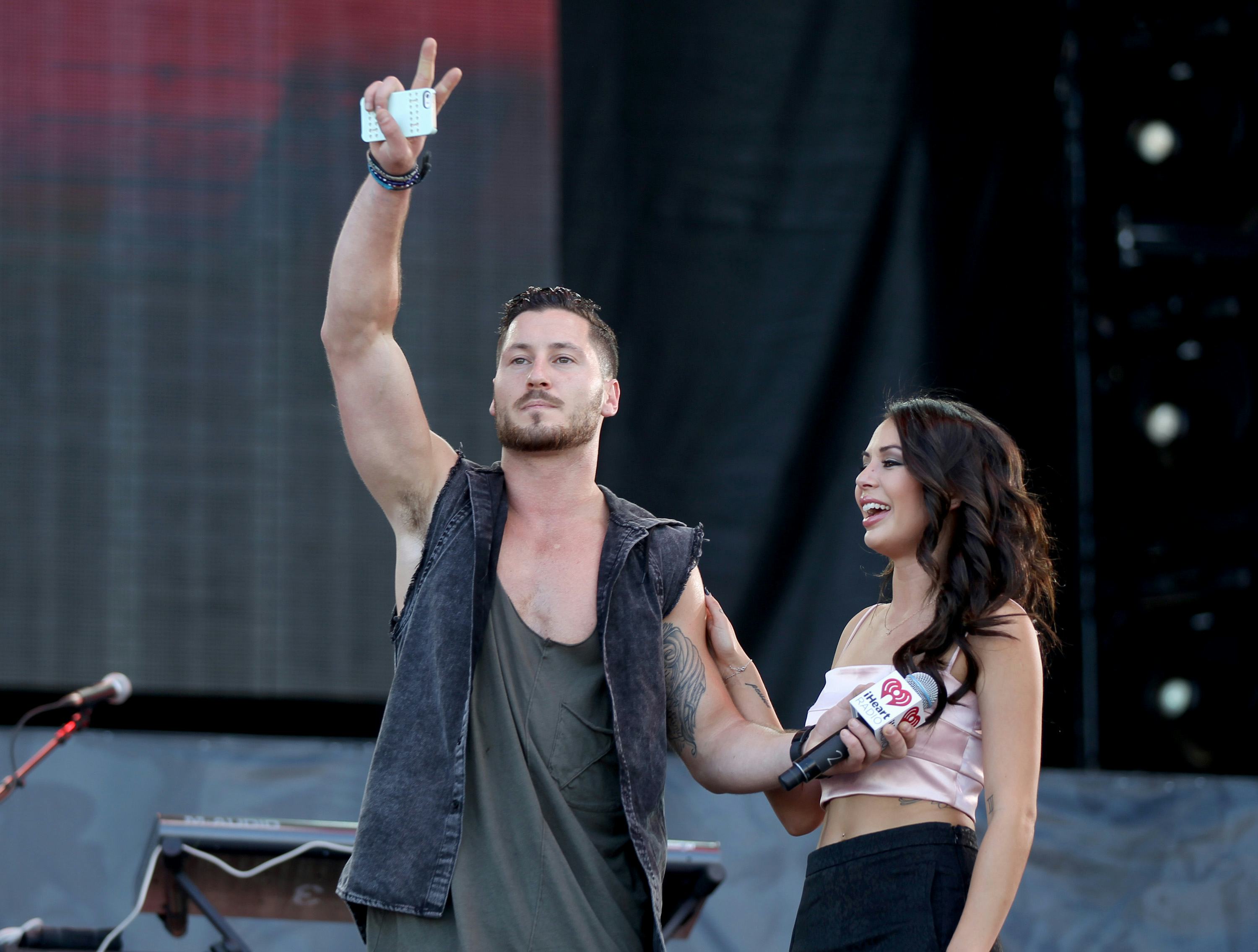 On Is Dwts Janel Val Hookup On Is Dwts Janel Val Hookup