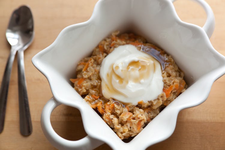 14 Oatmeal Recipes That Taste More Like Dessert Than Breakast