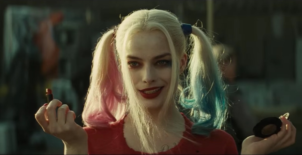 Harley Quinns Costume In Suicide Squad Is A Major Change From
