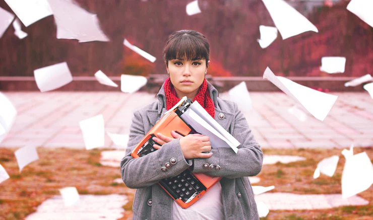 15 Irritating Things People Say When You Tell Them You're a Writer