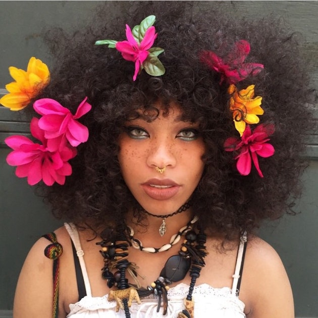 10 Black Women With Flowers In Their Hair Because They're 