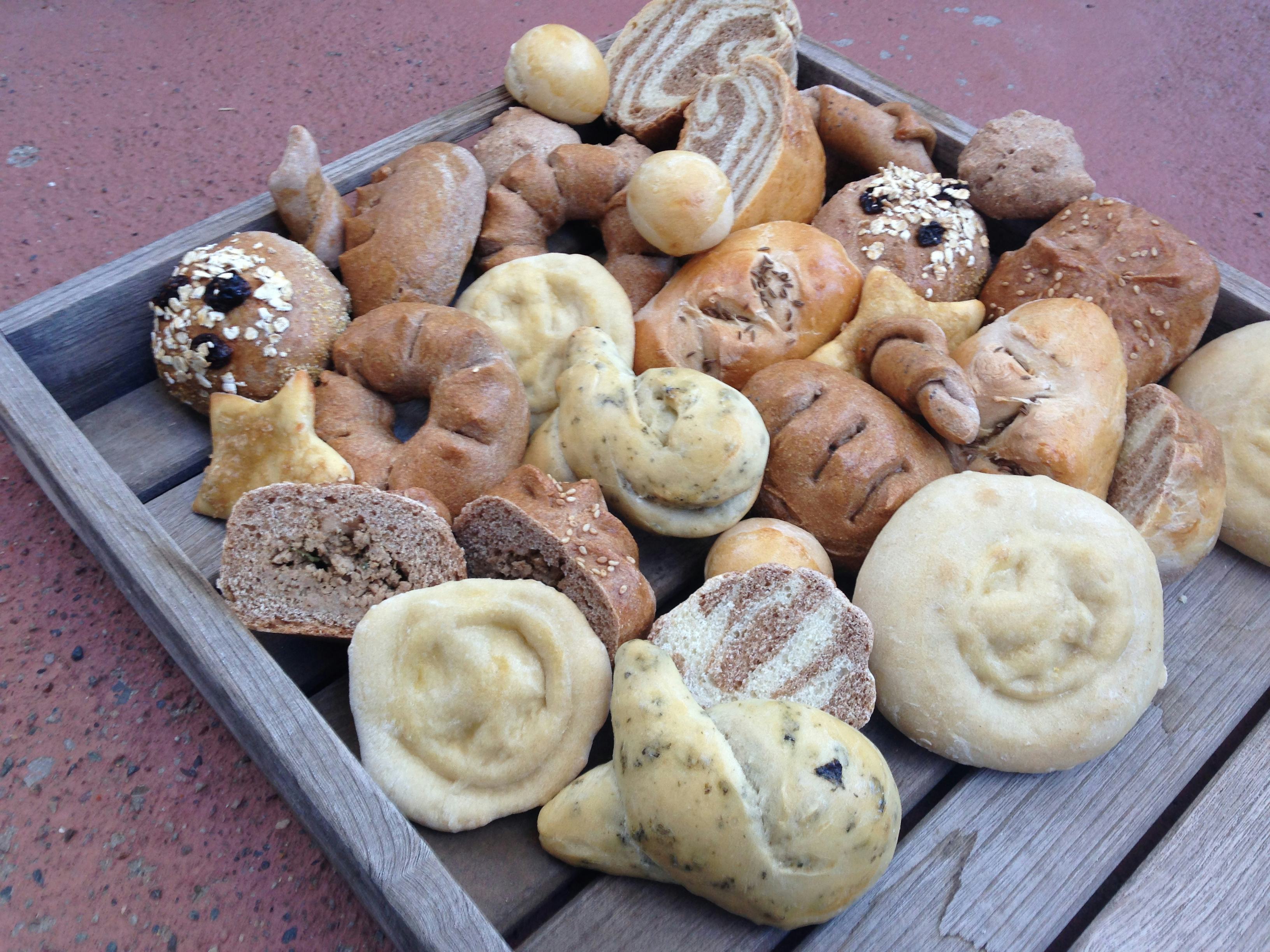 How To Make 'The Hunger Games' Bread From All 12 Districts & Honor Your