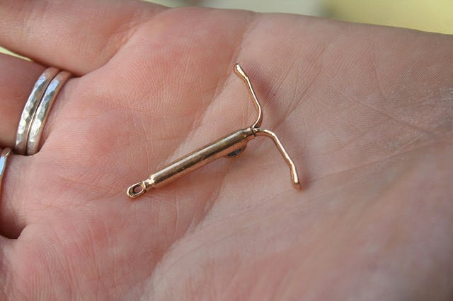 Should I Get A Copper IUD Or Hormonal IUD? Here's What You Need To Know ...