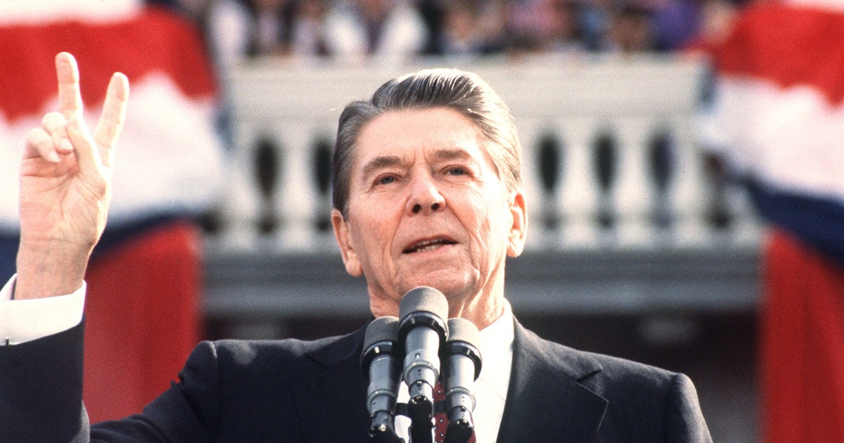 the flaws of the economic policy of ronald reagan the flaws of the economic policy of ronald reagan