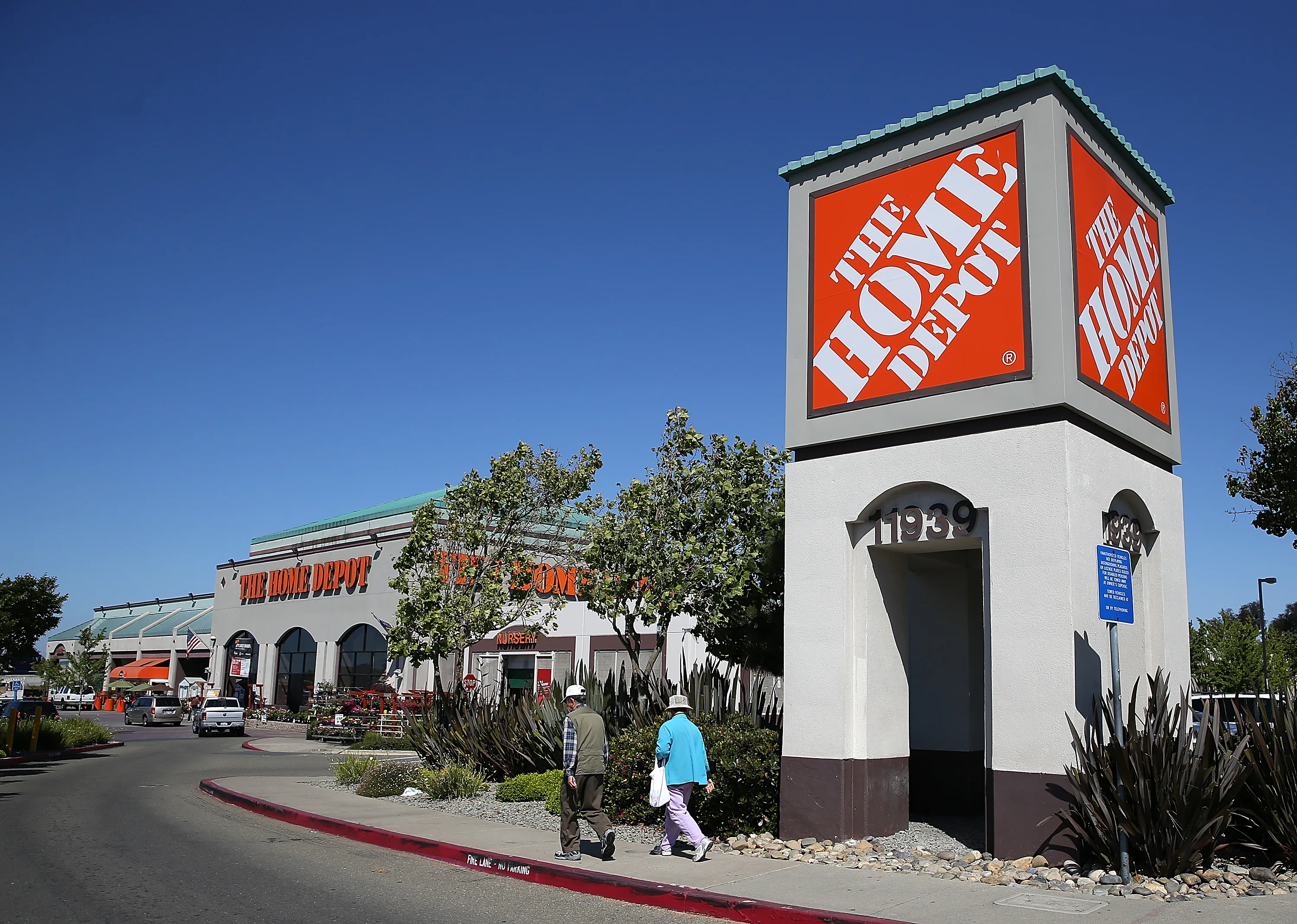 Home Depot Lost 53 Million Email Addresses On Top Of All That Credit 