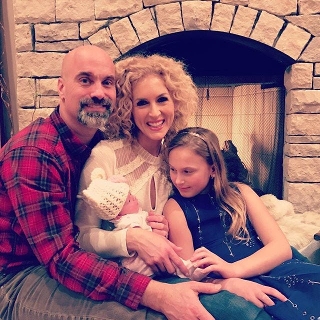 Little Big Town's Kimberly Schlapman Adopted A Baby Girl & She's Adorable