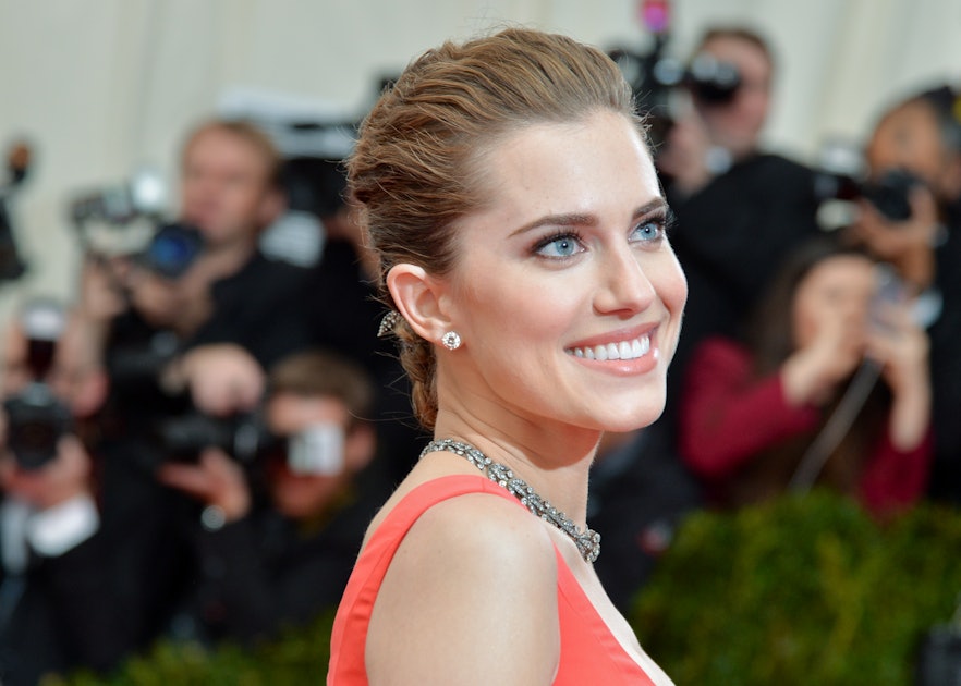 Allison Williams Thinks Girls Can Solve One Of Its Problems With