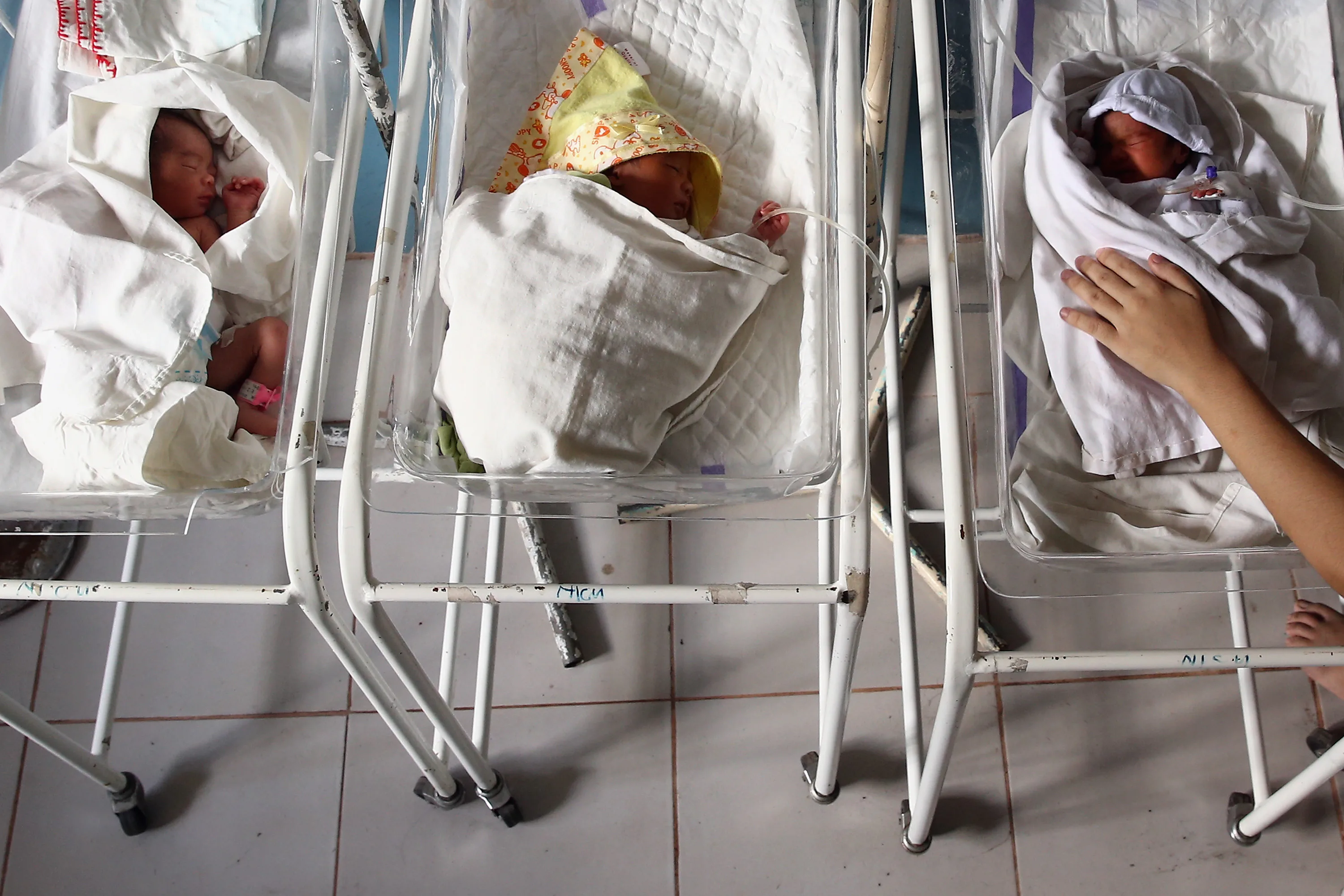 How The "Lifetime Cap" Affects Premature Babies & Limits Their Future Insurance Options - Romper