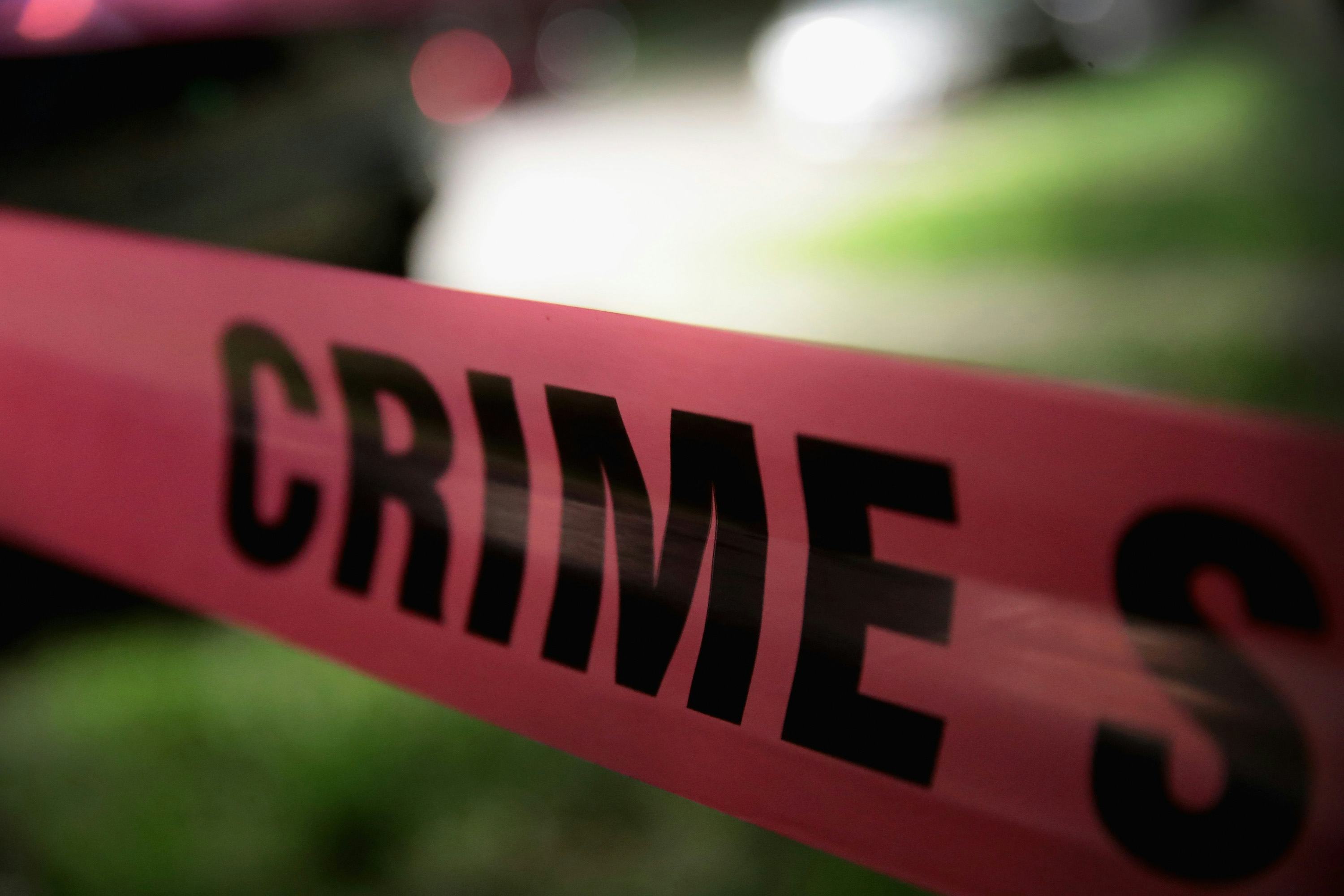 Tennessee man accidentally shoots self, wife during church gun-violence chat Tennessee man accidentally shoots self, wife during church gun-violence chat