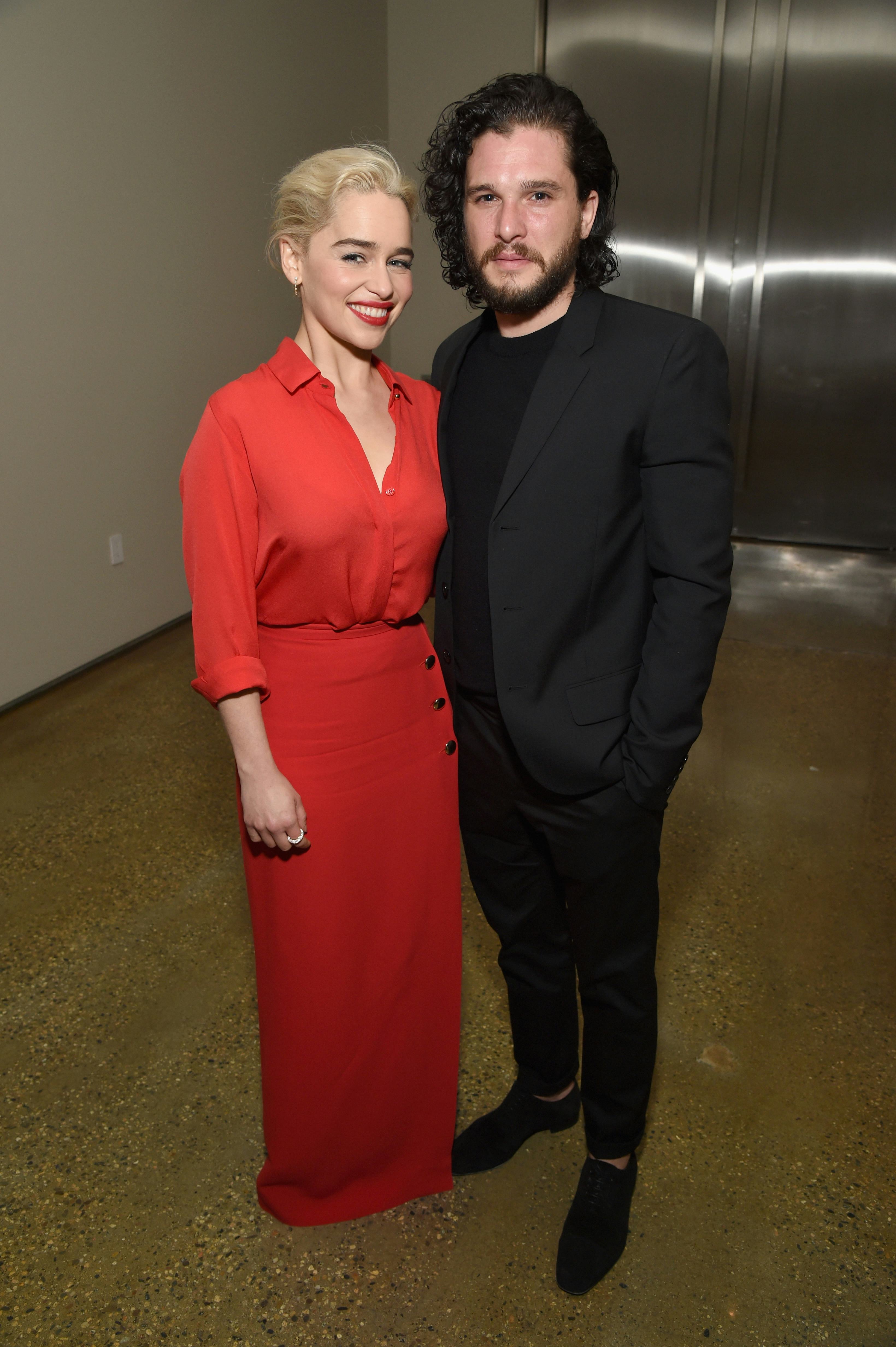 This Video Of Kit Harington & Emilia Clarke At The Golden ...