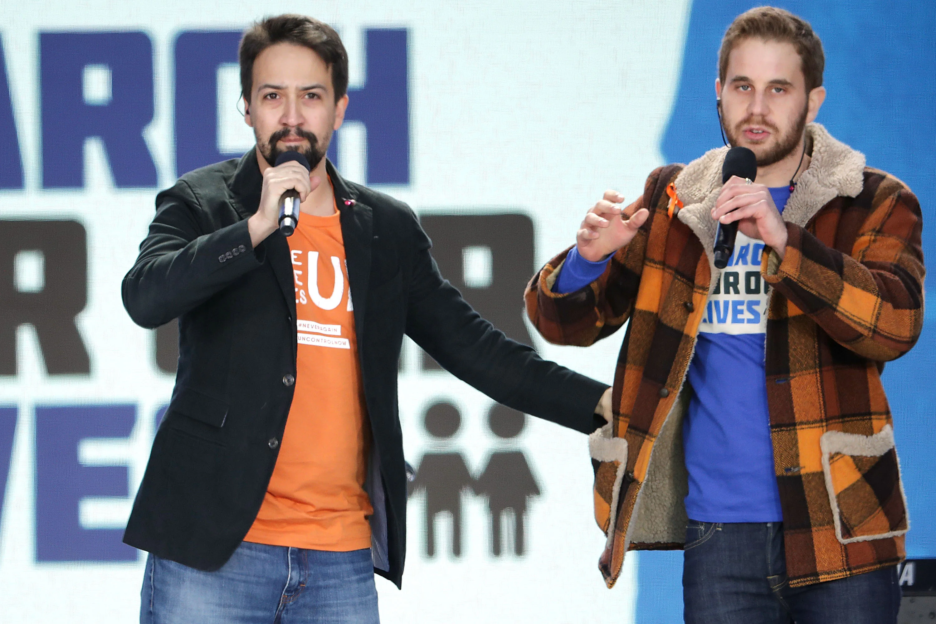 Help me identify Ben Platt's coat