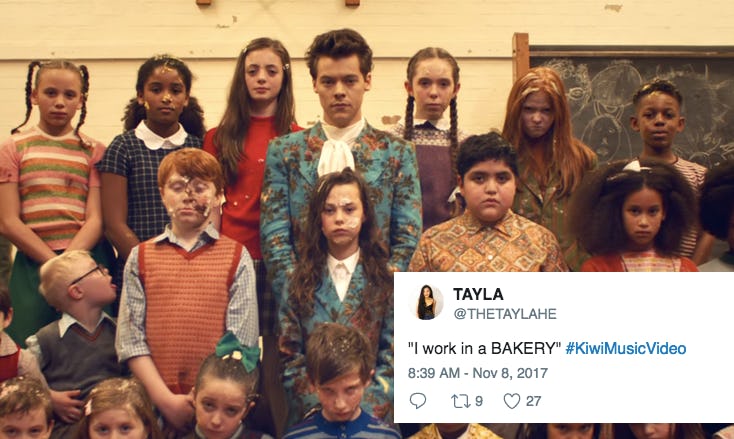 Harry Styles' "Kiwi" Music Video Has Fans Pointing Out All ...
