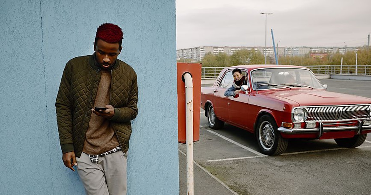 The Dating App You Should Try, Based On Your Zodiac Sign