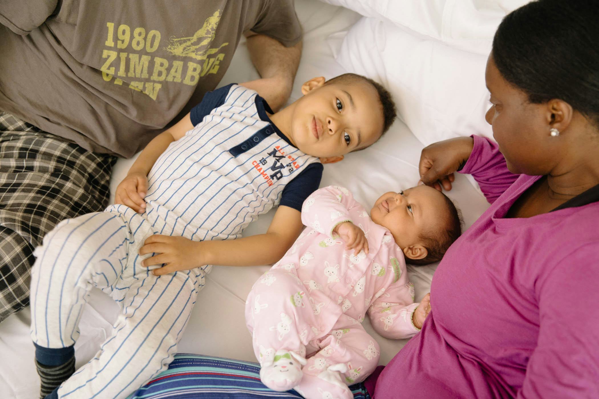 Can You Tandem Breastfeed While CoSleeping? Moms Are Badasses