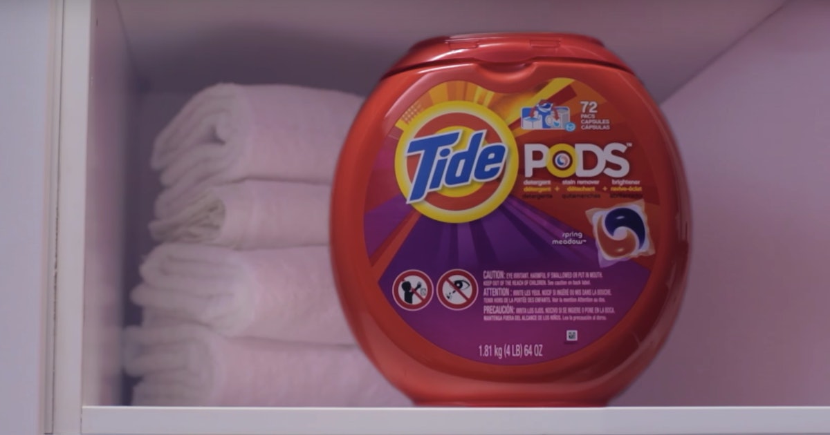Why Teens Are Eating Detergent For The "Tide Pod Challenge" (Even Though It's SO Dangerous)