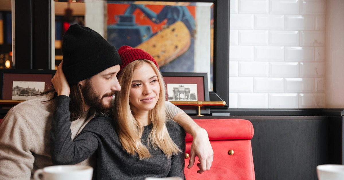 7 Signs Your Partner Isn't Enough For You, Even If You Love Them
