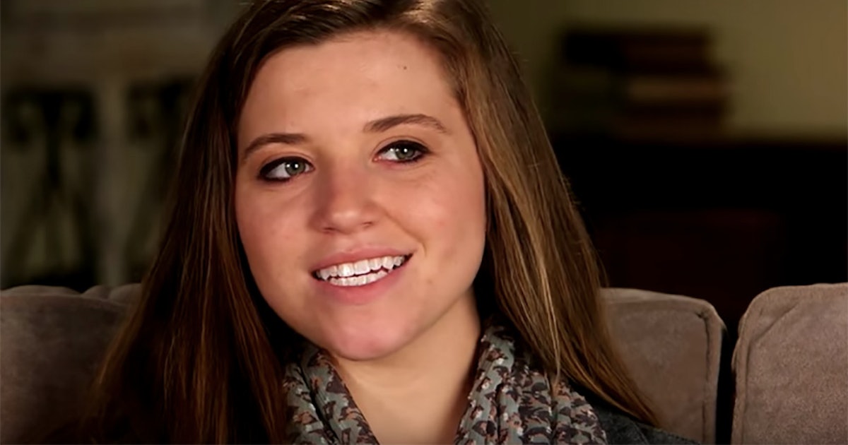 Joy-Anna Duggar's Cousin Deleted A Photo Of Her Hospital Birth After It Started A Heated Debate